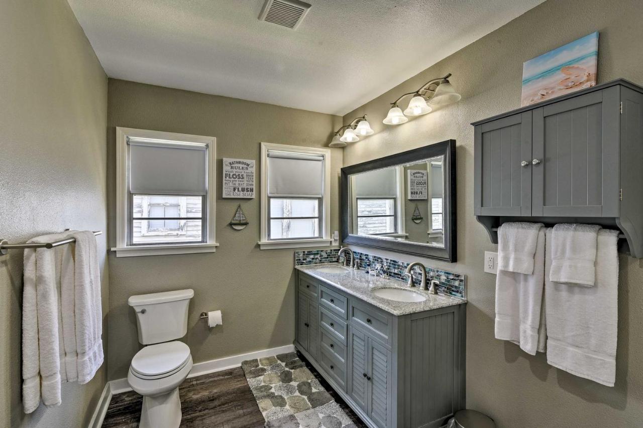 Spacious And Modern Family Duplex In Galveston! Exterior foto